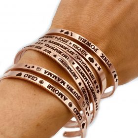 bracciale rigido con scritta