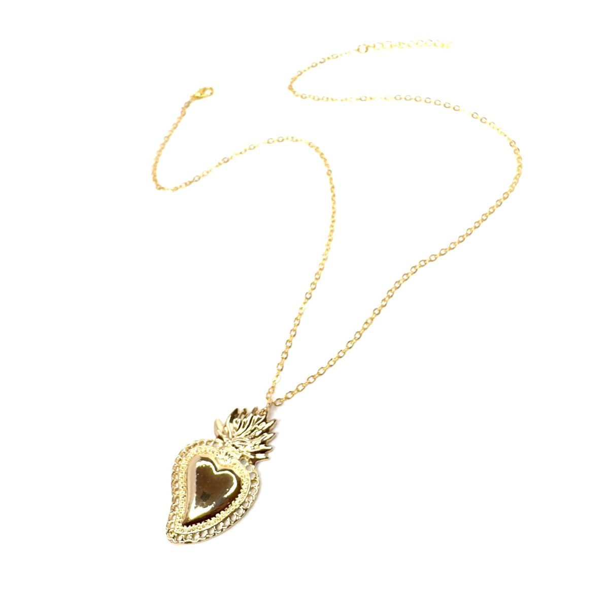 collana con cuore sacro