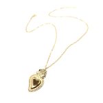 collana con cuore sacro