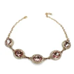 collana pietra colorata