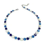 collana di pietre colorate