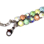 collana di pietre colorate
