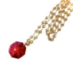 collana con cristallo