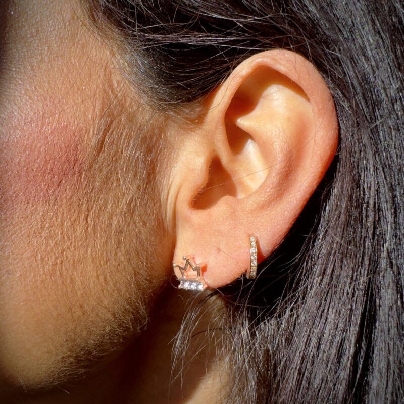 orecchino corona
