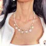 collana con fiori